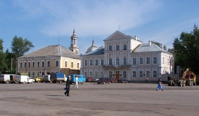 La place centrale de Torjok, région de Tver. Photo Philippe Comte, été 2004.